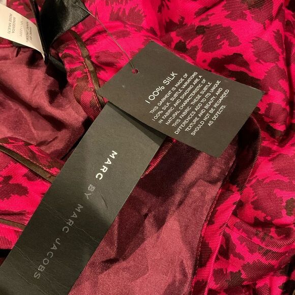NWT Marc by Marc Jacobs 100% Silk Dress 💗 - Picture 3 of 5